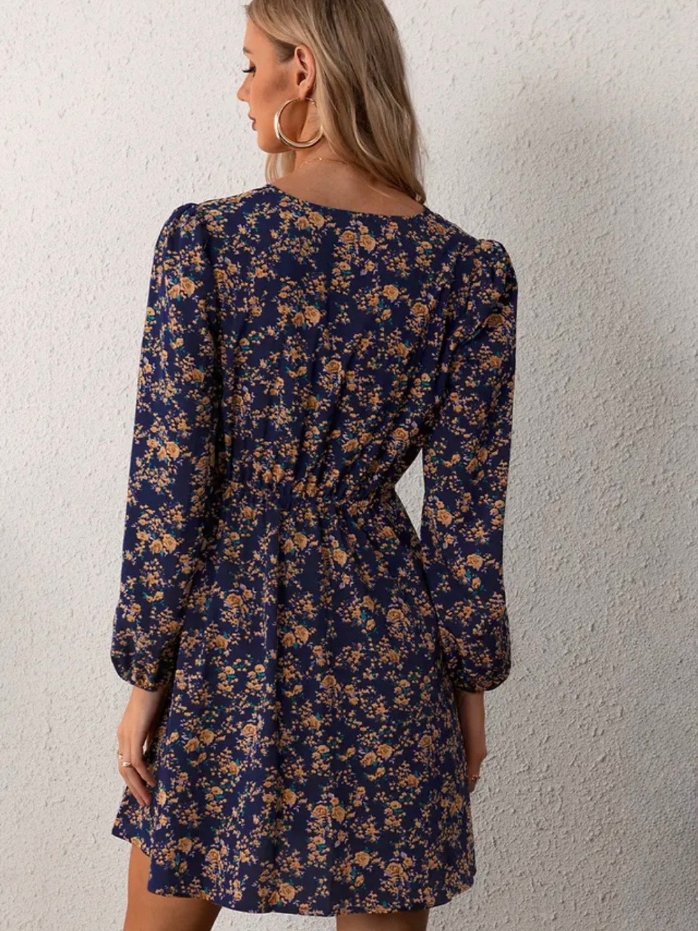 Cupshe navy floral long sleeve v-neck boho fit and flare dress size large NWT - Picture 4 of 14